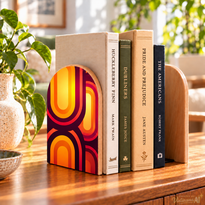 RETRO BOOKENDS