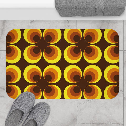 Retro 60s Floral Bath Mat | Mid Century Brown Yellow Flower Pattern