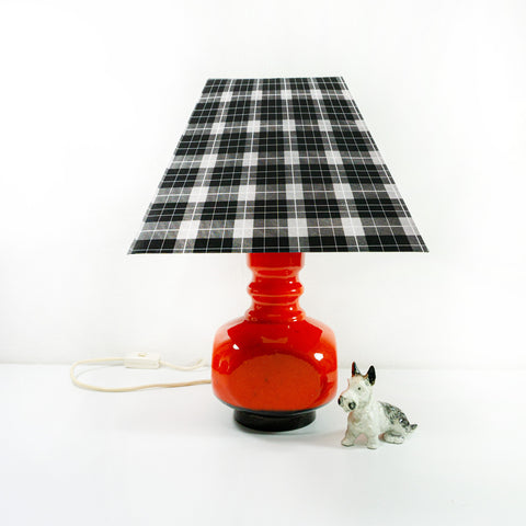 Cute 1970s high glossy red CERAMIC TABLE LAMP Westgerman Pottery light