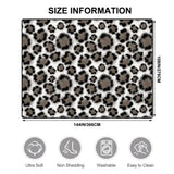 Size chart of the Retro Snow Leopard Large Area Rug, 144 x 108 in / 366 x 274 cm