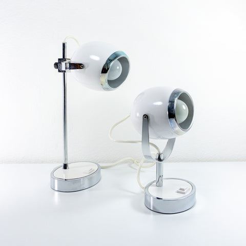 Pair of 1970s chromed WHITE oval EYE-BALL table lamps, one lamp height adjustable